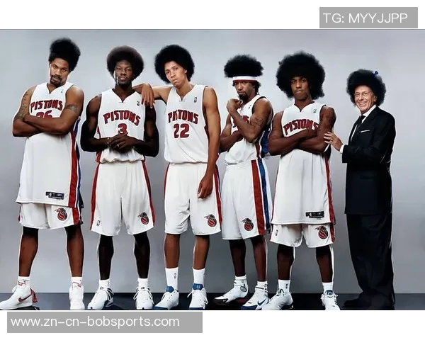 小佩顿定妆照发布迎来职业生涯第十季展现落选秀的励志精神