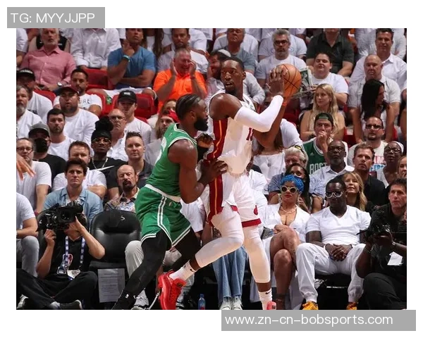 阿德巴约谈三分球进步自信投篮已成比赛常态 阿德巴约谈三分球进步自信投篮已成比赛常态