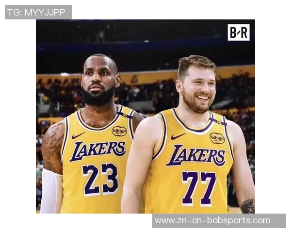 美记分析詹姆斯与东契奇重叠功能浓眉小里搭档更为合适 美记分析詹姆斯与东契奇重叠功能浓眉小里搭档更为合适