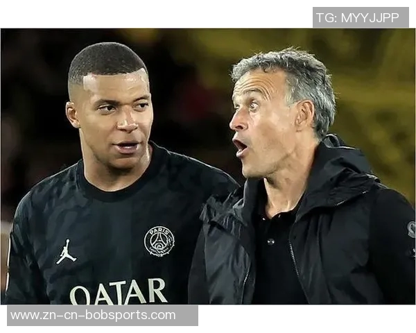 姆巴佩因裁判第98分钟吹哨不满上前理论遭黄牌处罚引发争议 姆巴佩因裁判第98分钟吹哨不满上前理论遭黄牌处罚引发争议